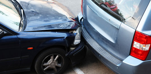 La Mejor Oficina Legal de Abogados Expertos en Accidentes de Carros Cercas de Mí en Azusa California